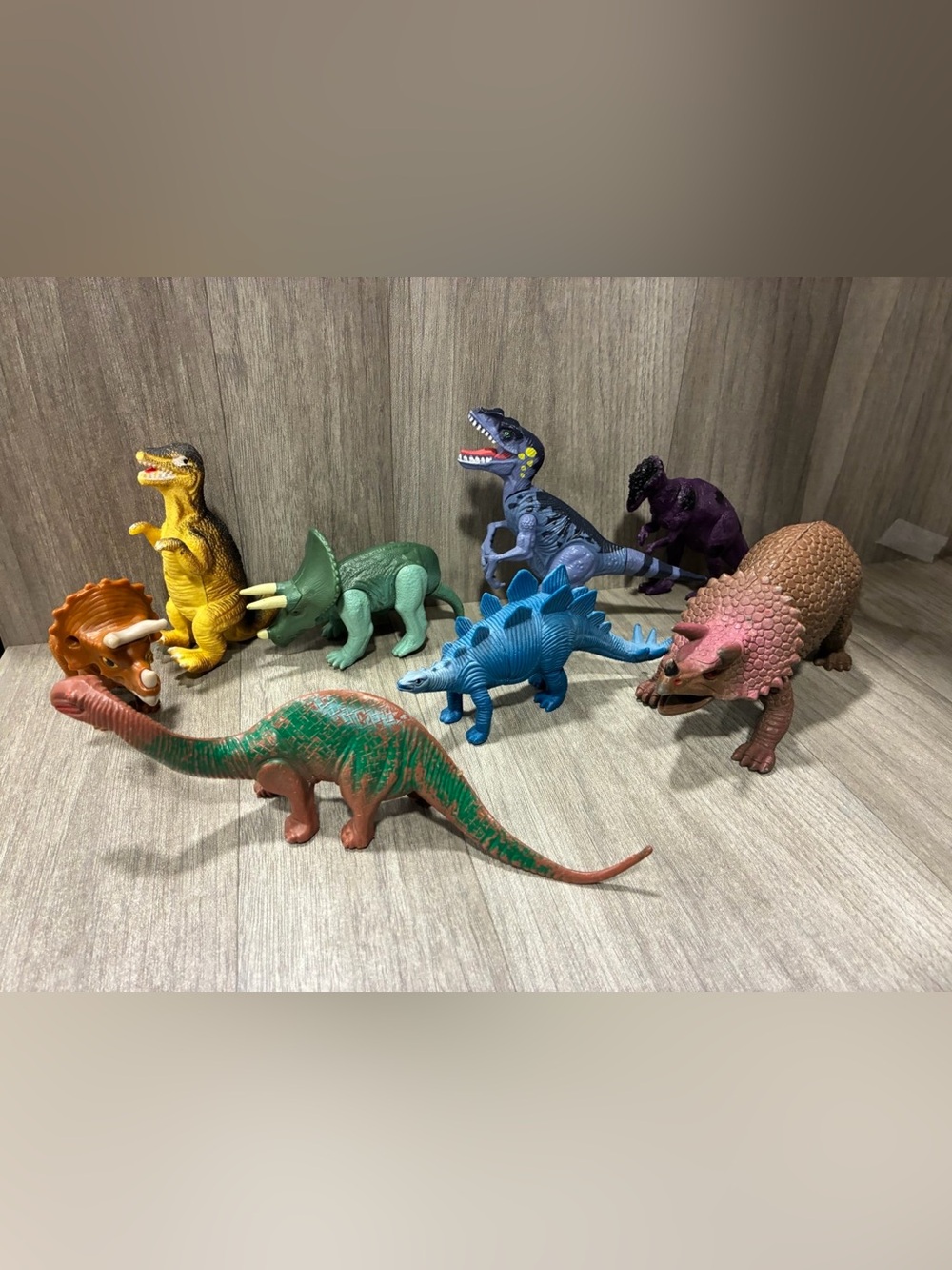 Dinosaurs Lot of 8